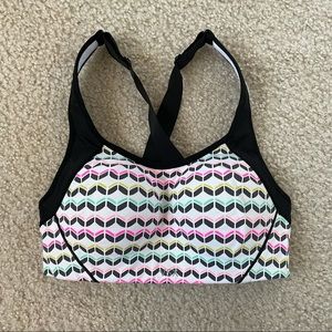 💋 Victoria’s Secret Sports Push-up Bra